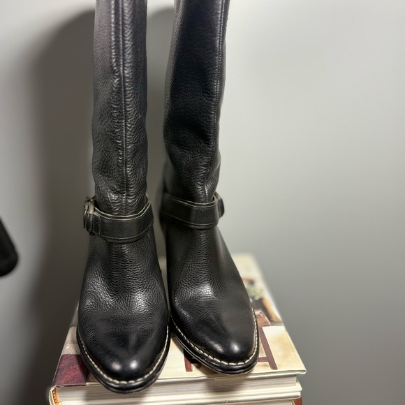 Frye Black Heeled Leather Boots Size 10 Classic Design - Picture 3 of 15